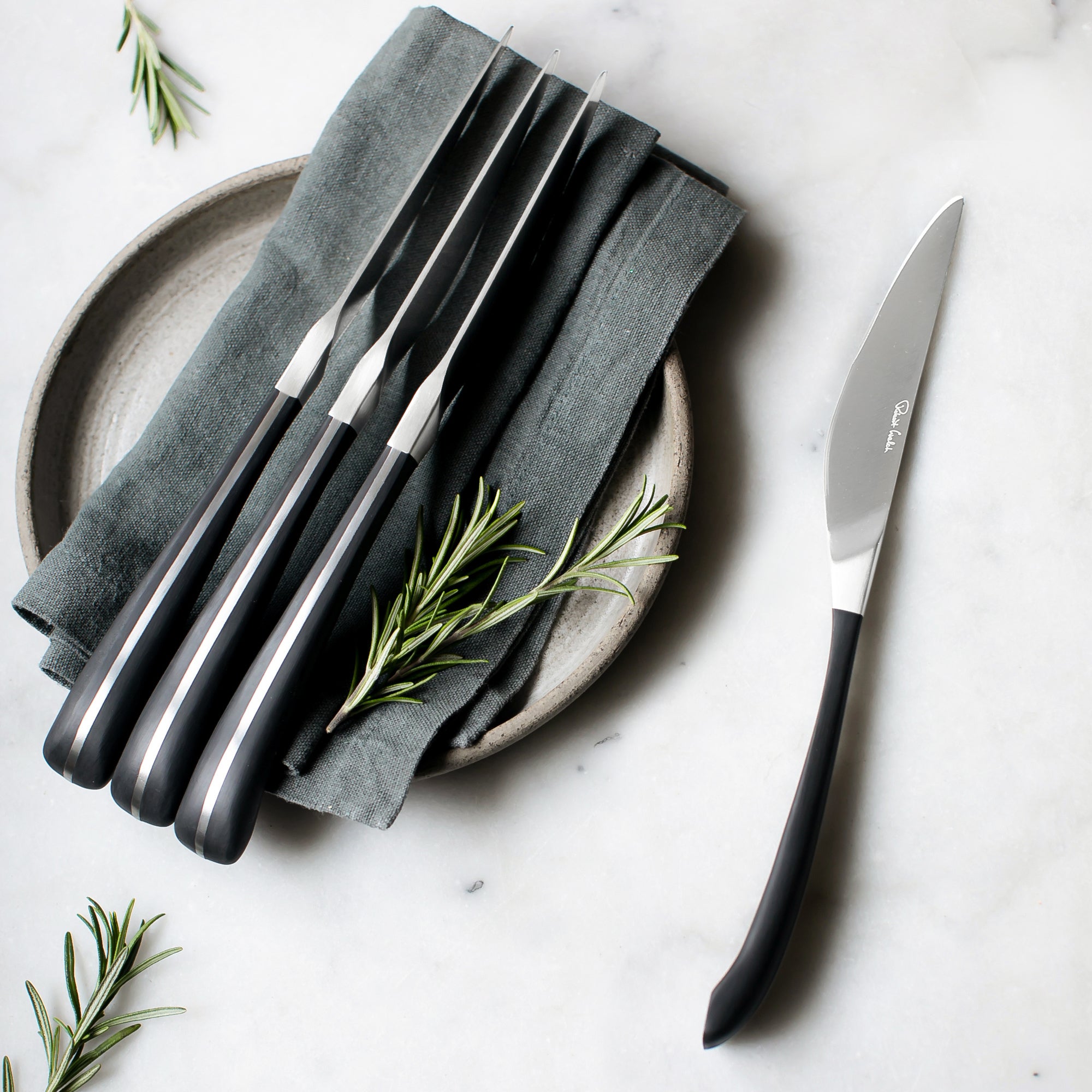 Contour Walnut Steak Knife | 4 Piece Set | Cutlery