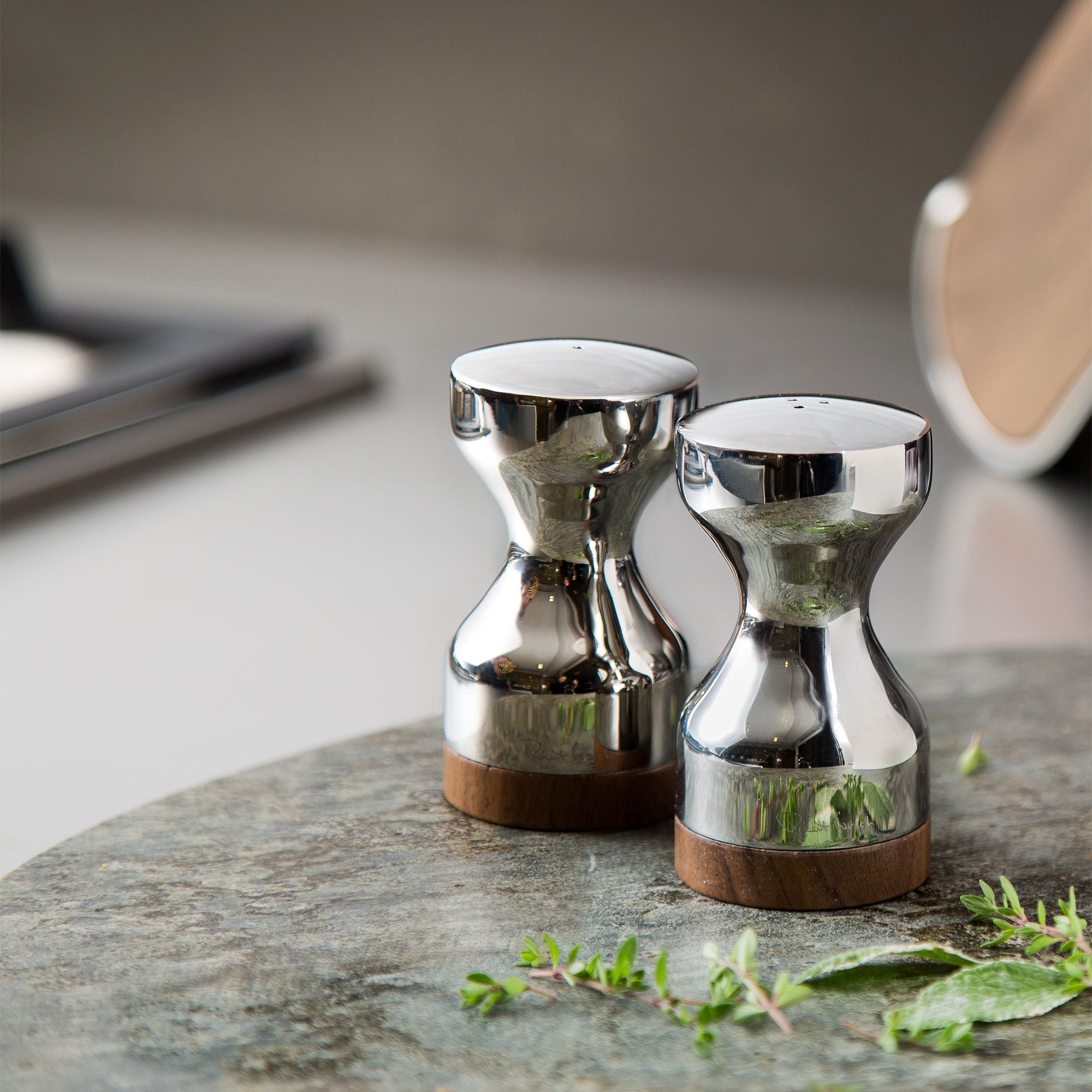 Limbrey Bright Salt & Pepper Shakers (Wooden Base) with a Small Limbre