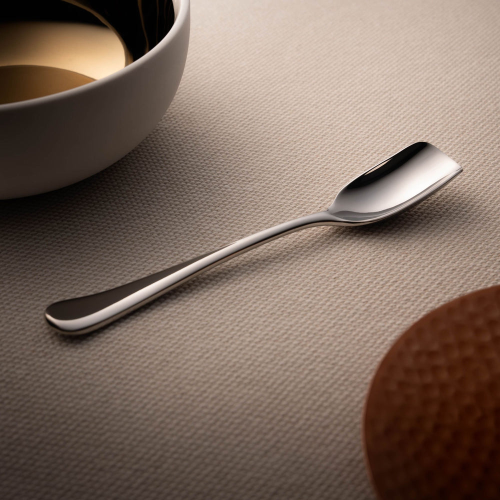 Radford Bright Stilton Scoop