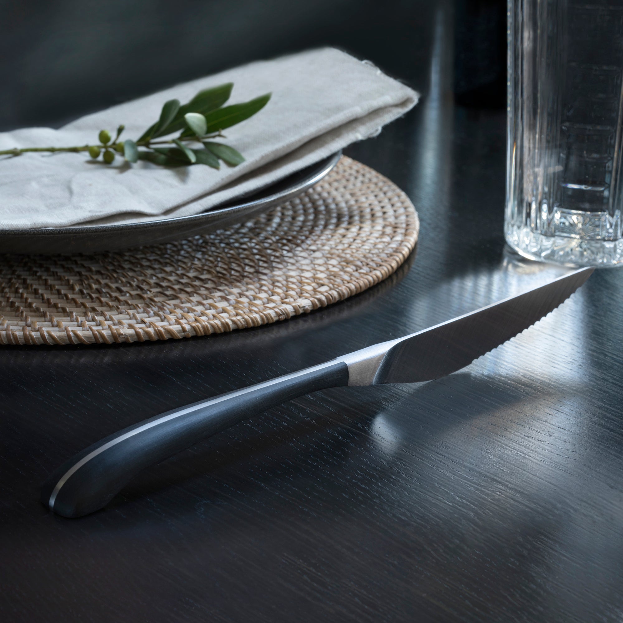 Contour Walnut Steak Knife | 4 Piece Set | Cutlery