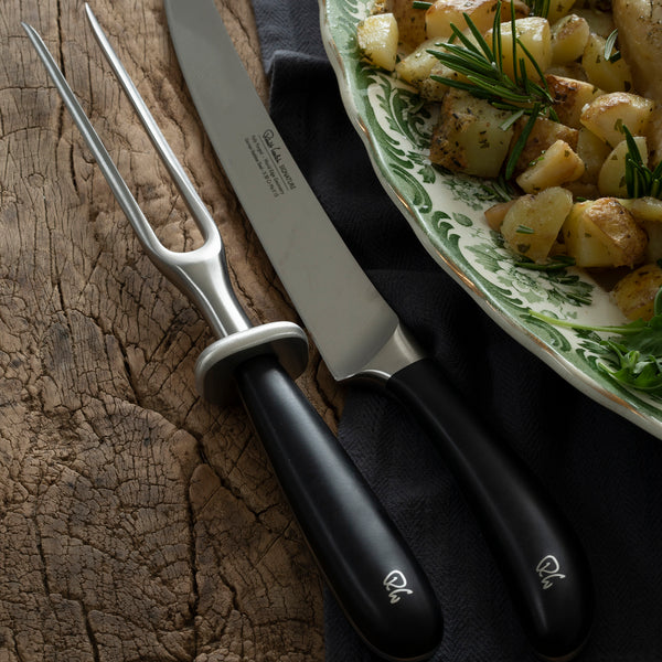 Signature Carving Fork 18cm - Lifestyle